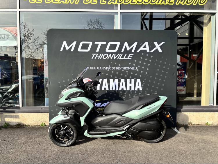 YAMAHA TRICITY 300