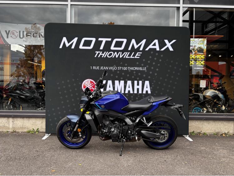 YAMAHA MT-09