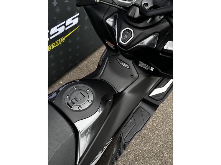 YAMAHA XP T-MAX 560 TECH MAX