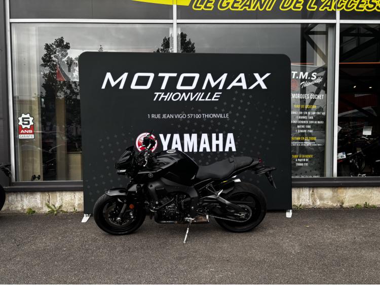 YAMAHA MT-10