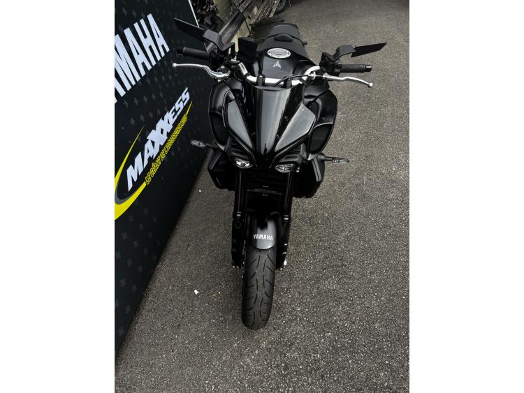 YAMAHA MT-10