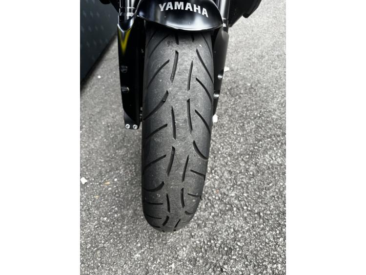 YAMAHA MT-10
