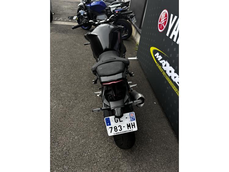 YAMAHA MT-10