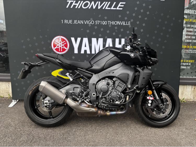 YAMAHA MT-10